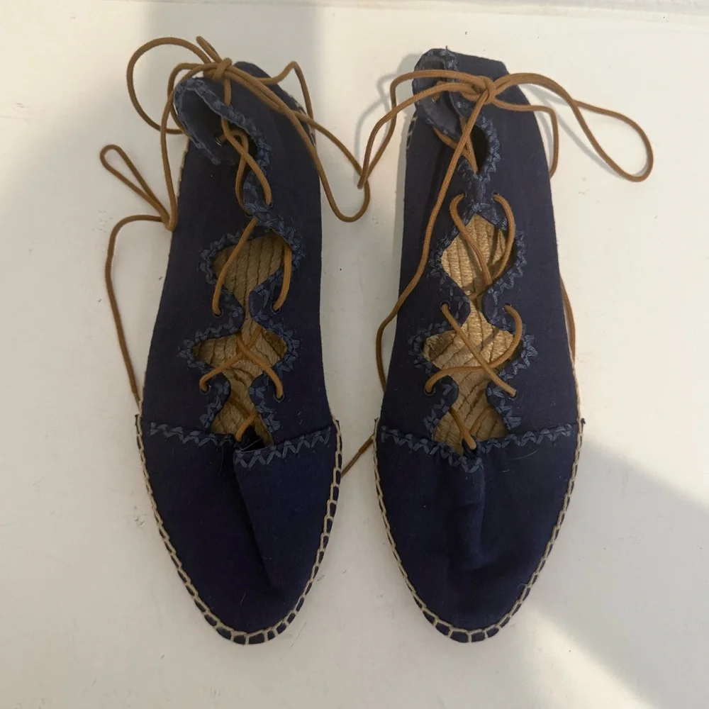 TORY BURCH Sonoma Gillie Navy Blue Lace Up Espadrilles Flats Size 7